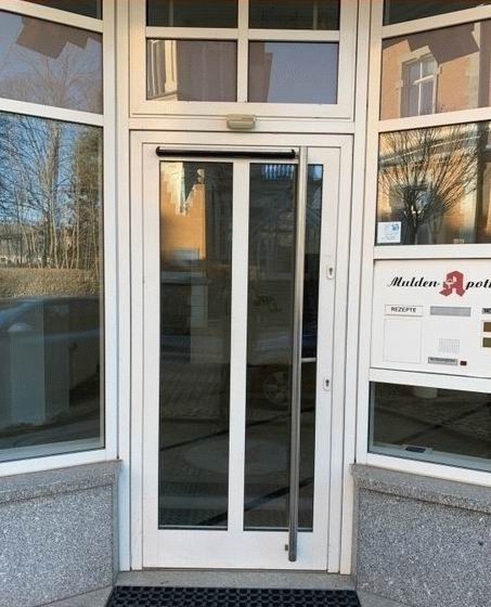 Barrierefreie Praxis Ladenfläche im Erdgeschoss zu verkaufen - Gewerbeobjekt Wilkau-Haßlau | Angebot:25874273