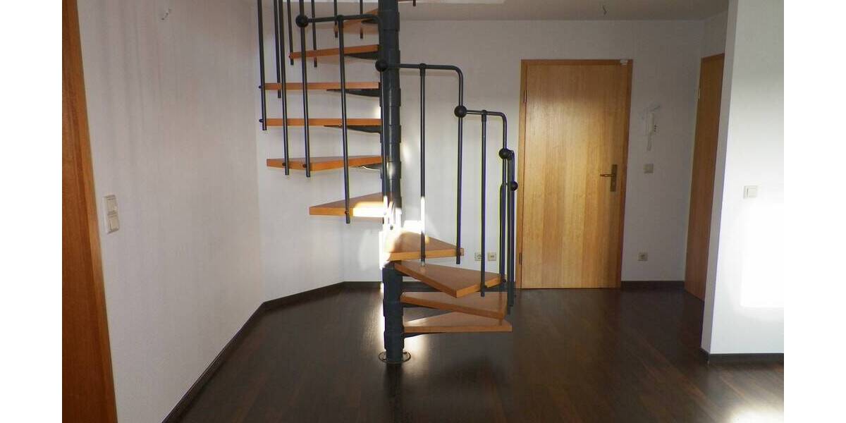 Etagenwohnung Zwickau Innenstadt - 3 Zimmer, 95 m&sup2;, 460&euro; | Angebot:25734772