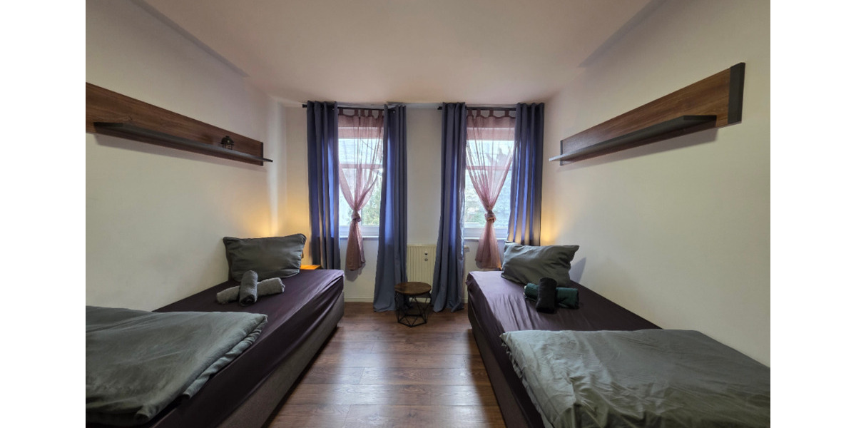 Etagenwohnung Meerane - 2 Zimmer, 47 m&sup2;, 650&euro; | Angebot:24533570