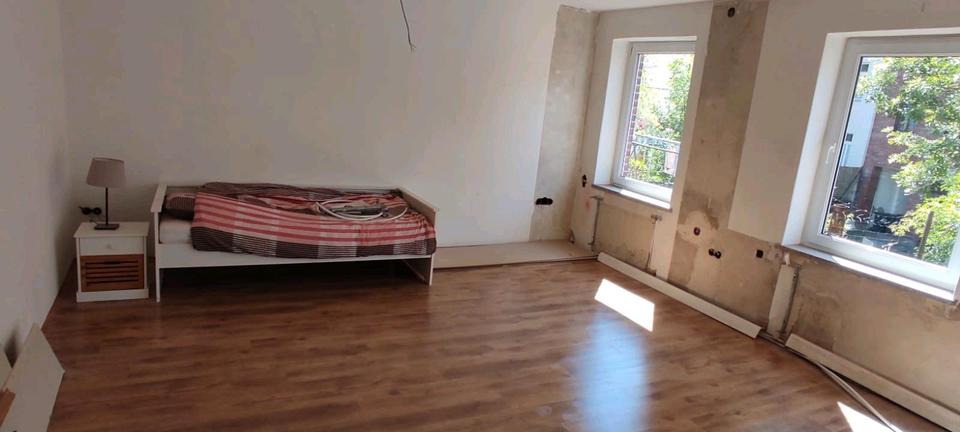 Mehrfamilienhaus, Wohnhaus Werdau - 25 Zimmer, 600 m&sup2;, 125.000&euro; | Angebot:25826677
