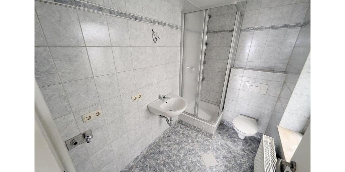 Erdgeschoßwohnung Zwickau - 2 Zimmer, 42 m&sup2;, 280&euro; | Angebot:25945664