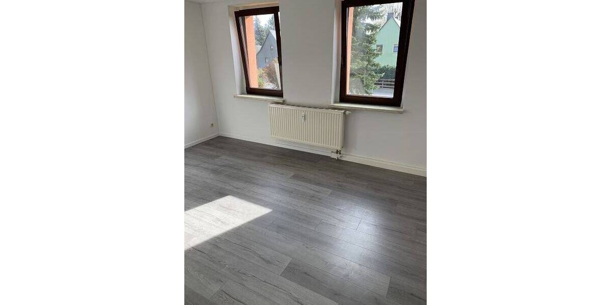 Mehrfamilienhaus auch für Eigennutzer in ruhiger Lage - Mehrfamilienhaus, Wohnhaus Reinsdorf Vielau | Angebot:24042361