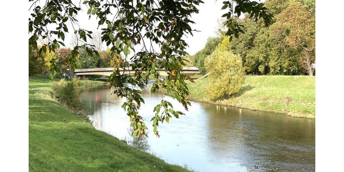 Mehrfamilienhaus, Wohnhaus Zwickau Crossen - 9 Zimmer, 251 m&sup2;, 320.000&euro; | Angebot:25707491