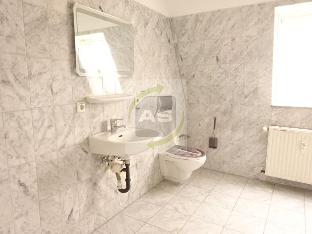 Etagenwohnung Zwickau Zwickau-Nord - 2 Zimmer, 70 m&sup2;, 399&euro; | Angebot:26479866