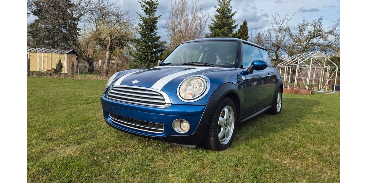 Mini ONE 194.878 km 1.999 &euro; Auerbach 08209