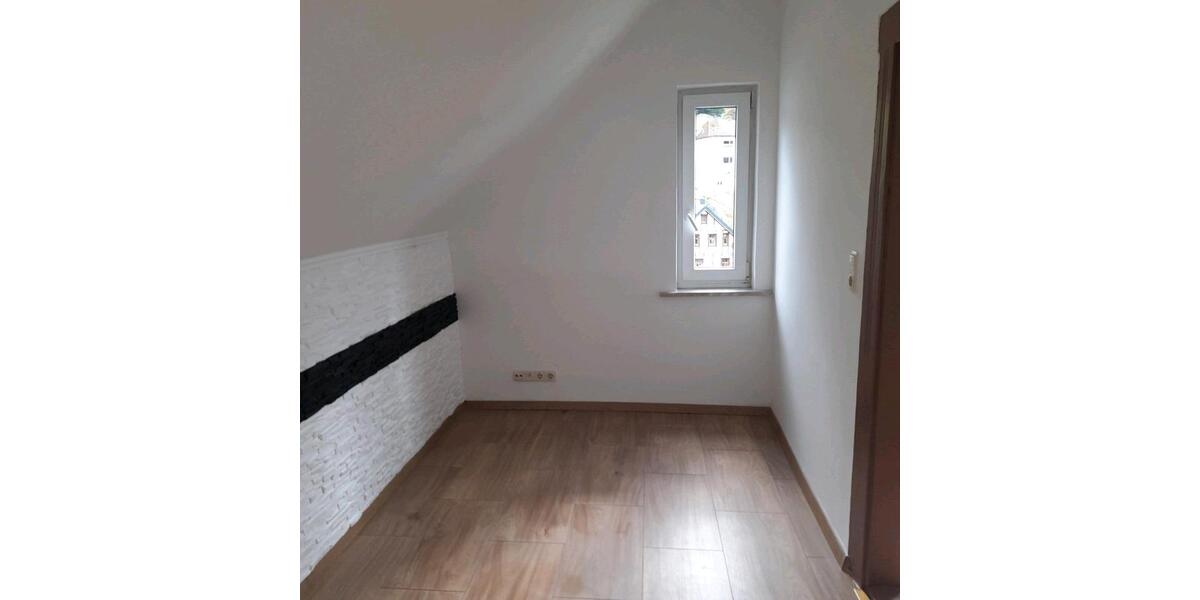 Mehrfamilienhaus, Wohnhaus Greiz - 11 Zimmer, 160 m&sup2;, 65.000&euro; | Angebot:25405047
