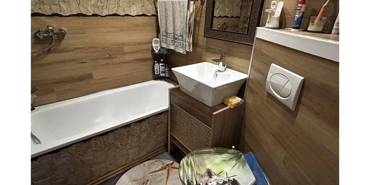 Etagenwohnung Mülsen OT Thurm Thurm - 3 Zimmer, 56 m&sup2;, 49.000&euro; | Angebot:25707435