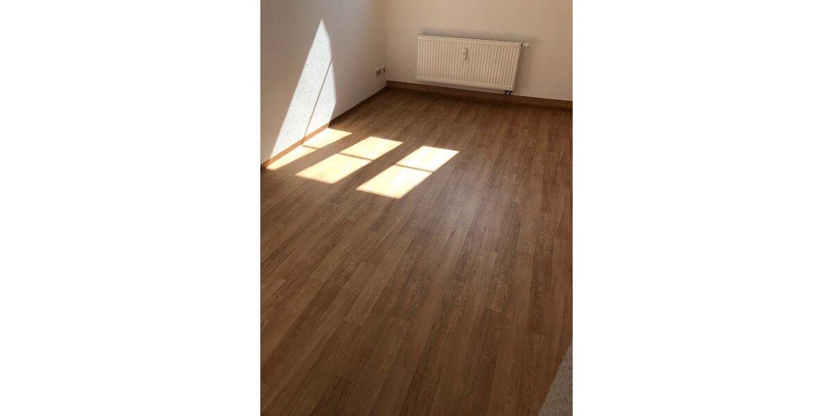 Etagenwohnung Zwickau - 1 Zimmer, 19 m&sup2;, 157&euro; | Angebot:26661302