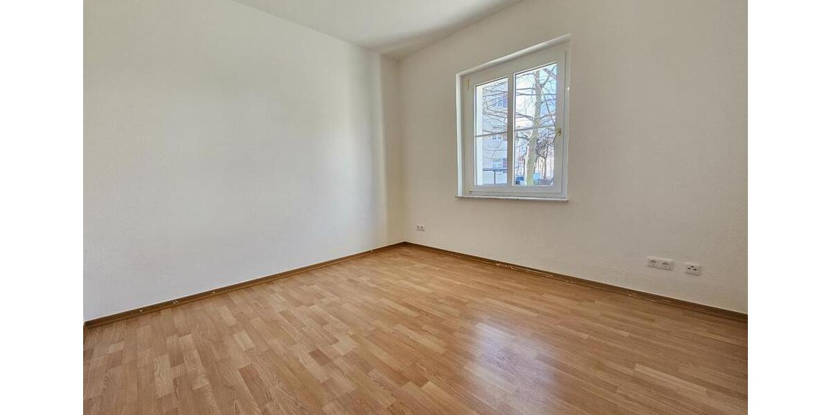 Etagenwohnung Zwickau Zwickau-Nord - 2 Zimmer, 49 m&sup2;, 319&euro; | Angebot:25362082