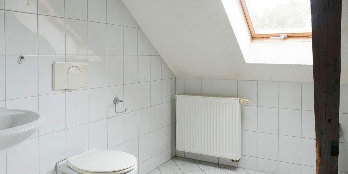 Einfamilienhaus Greiz - 8 Zimmer, 288 m&sup2;, 189.000&euro; | Angebot:25666812