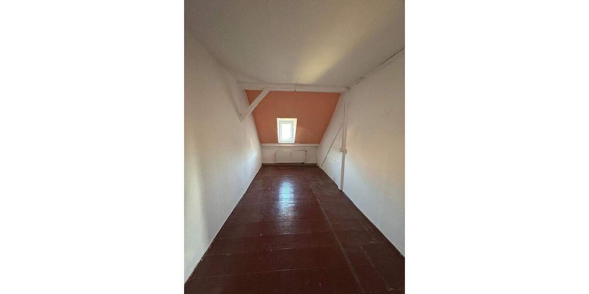 Einfamilienhaus Hohenstein-Ernstthal Ernstthal - 1 Zimmer, 227 m&sup2;, 149.000&euro; | Angebot:25745325