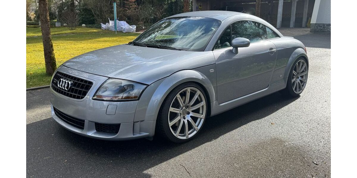 Audi TT 136.000 km 18.499 &euro; Lichtenstein 09350