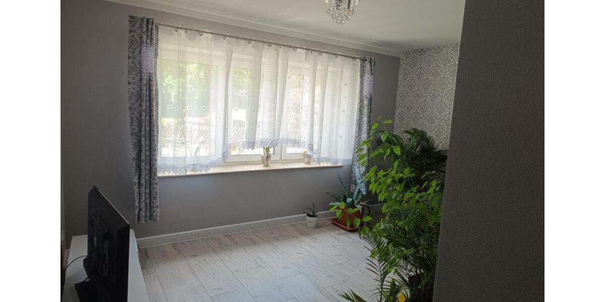 Einfamilienhaus St. Egidien - 7 Zimmer, 225 m&sup2;, 555.555&euro; | Angebot:25945835