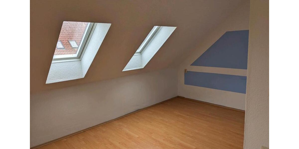 Reihenhaus Werdau - 5 Zimmer, 125 m&sup2;, 209.000&euro; | Angebot:27001786