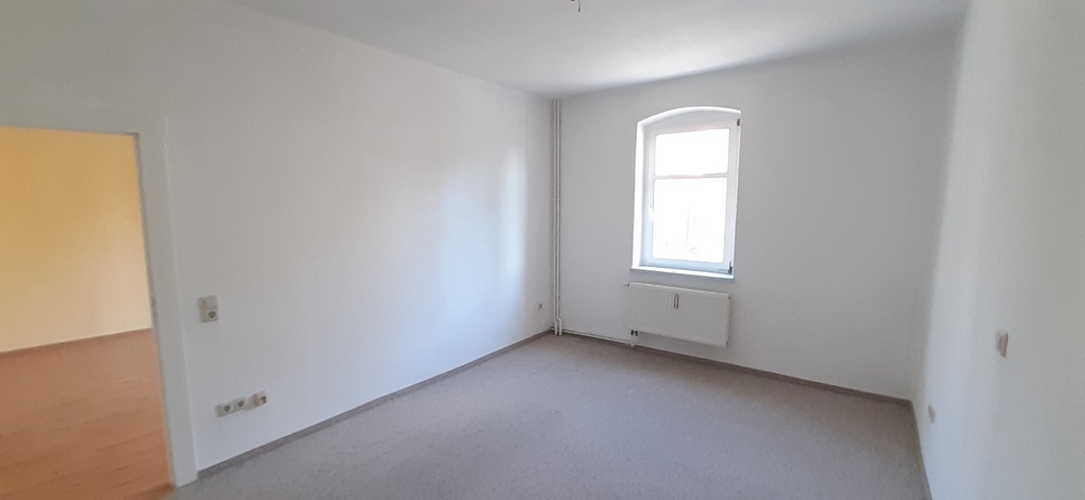 Drei-Zimmer-Wohnung in ruhiger Lage mit guter Fernsicht - Etagenwohnung Lauter-Bernsbach Bernsbach | Angebot:14517880