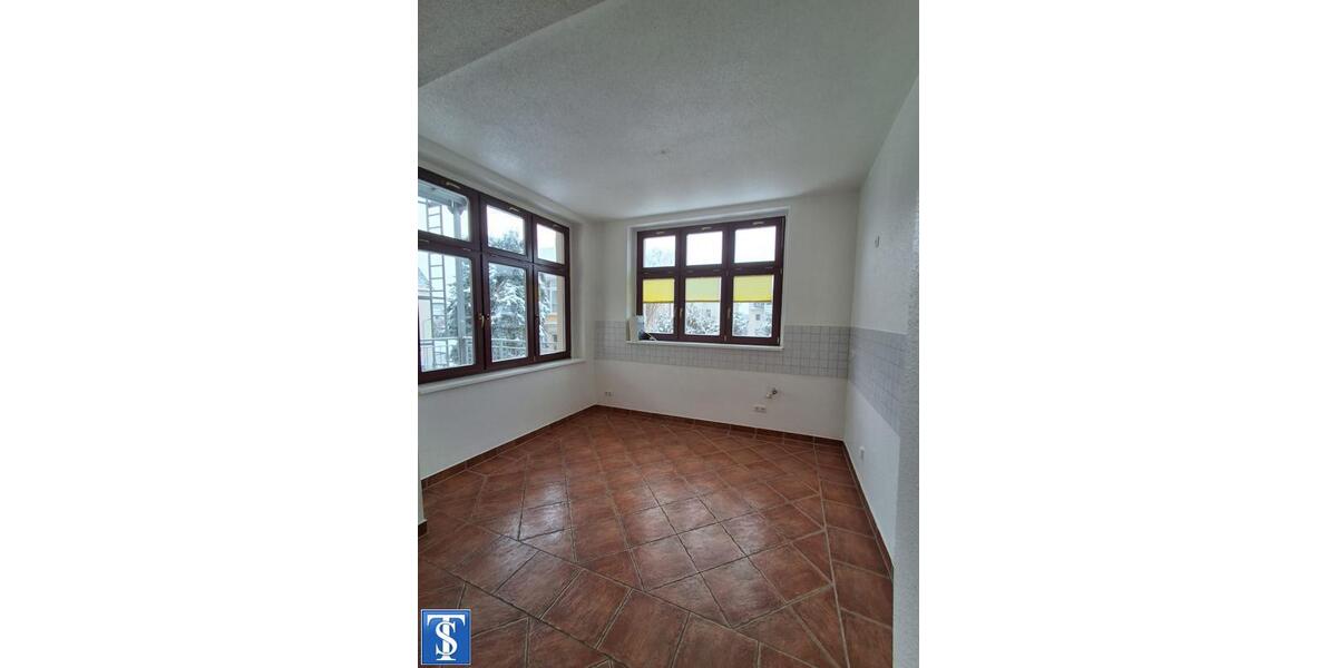 Etagenwohnung Reichenbach im Vogtland - 2.5 Zimmer, 83 m&sup2;, 414&euro; | Angebot:24214762