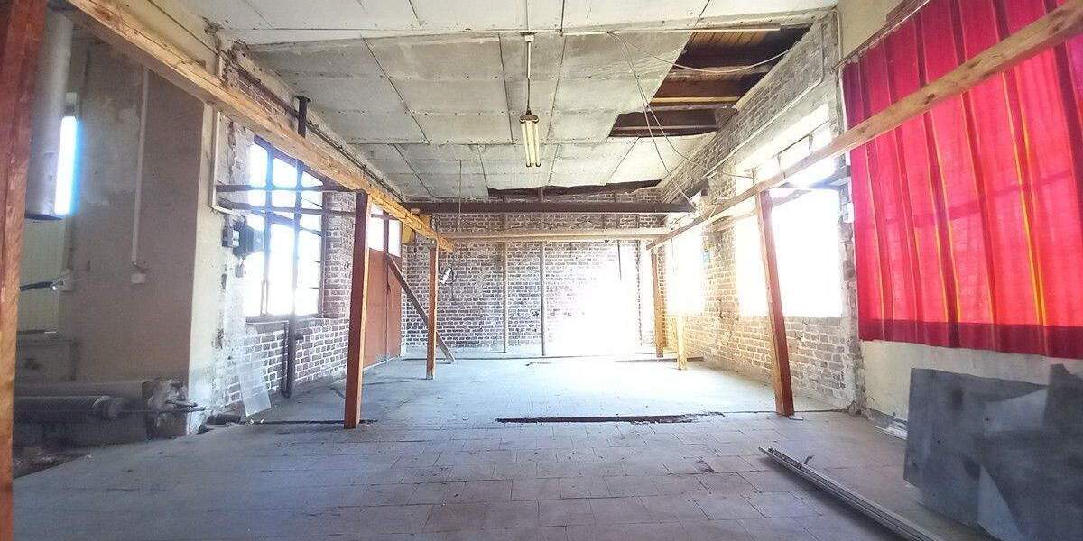 Mehrfamilienhaus, Wohnhaus Crimmitschau - 9 Zimmer, 185 m&sup2;, 69.000&euro; | Angebot:25678130