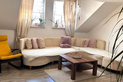 Wohnung Zwickau - 3 Zimmer, 60 m&sup2;, 325&euro; | Angebot:25942754