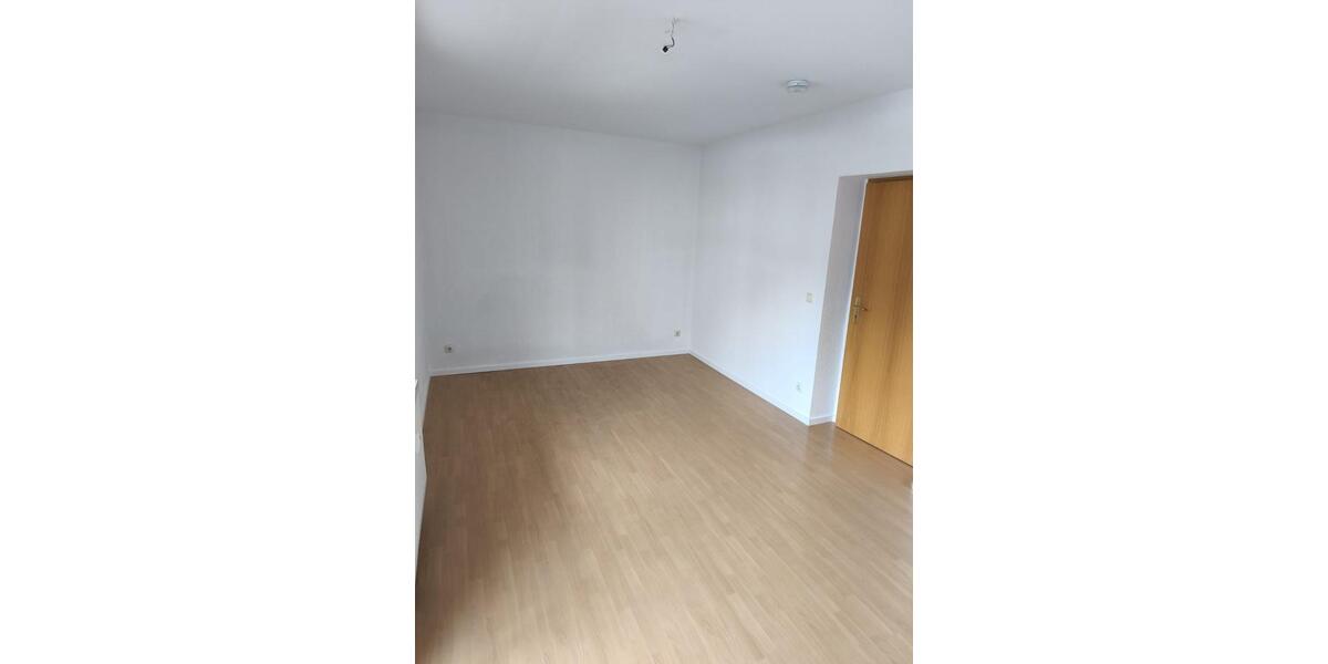 Etagenwohnung Lichtentanne - 2 Zimmer, 62 m&sup2;, 340&euro; | Angebot:25615503