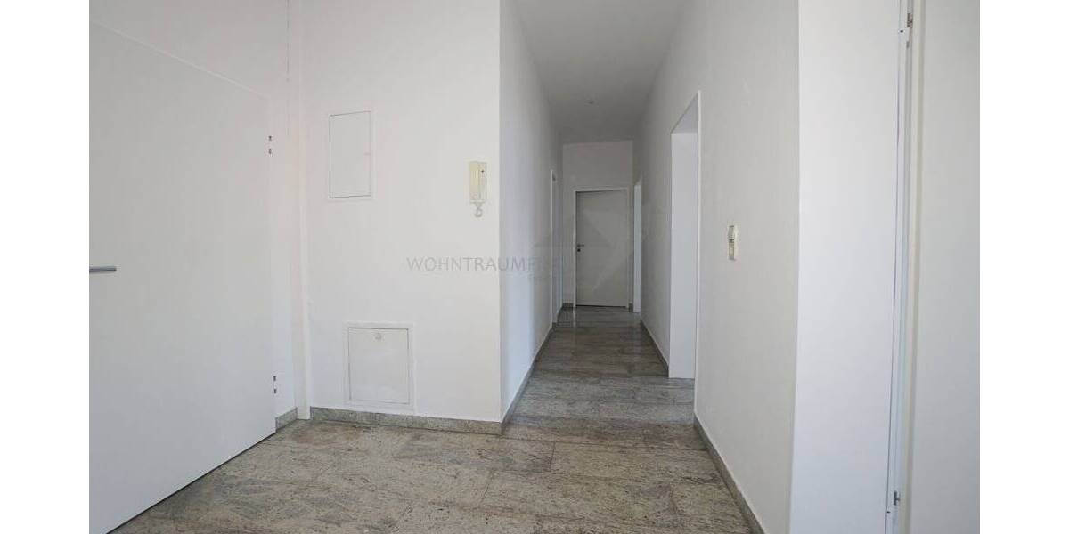 Etagenwohnung Zwickau Innenstadt - 3 Zimmer, 80 m&sup2;, 480&euro; | Angebot:25681406