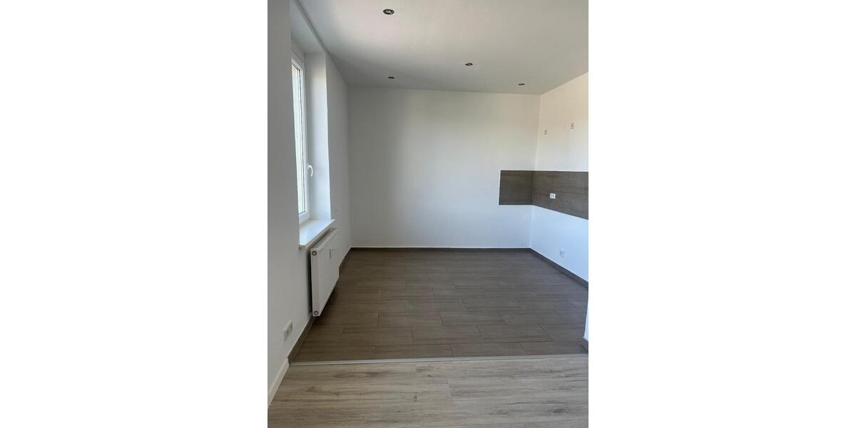 Etagenwohnung Hohenstein-Ernstthal Ernstthal - 2 Zimmer, 48 m&sup2;, 290&euro; | Angebot:25751828