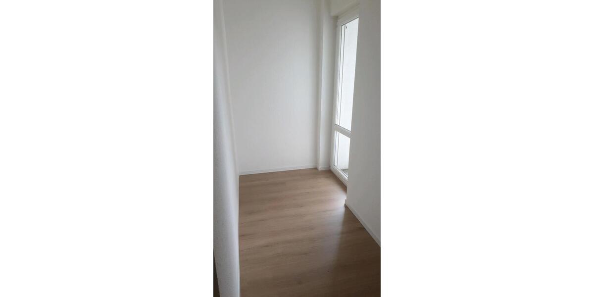 Etagenwohnung Schmölln - 2 Zimmer, 56 m&sup2;, 320&euro; | Angebot:25865399