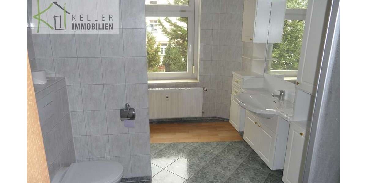 Etagenwohnung Werdau Werdau, Stadt - 2 Zimmer, 59 m&sup2;, 290&euro; | Angebot:25107306