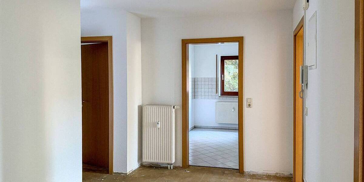Etagenwohnung Lengenfeld - 3 Zimmer, 71 m&sup2;, 72.000&euro; | Angebot:26378417