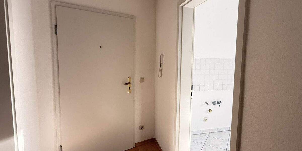 Etagenwohnung Zwickau Pölbitz - 2 Zimmer, 54 m&sup2;, 59.000&euro; | Angebot:25707457