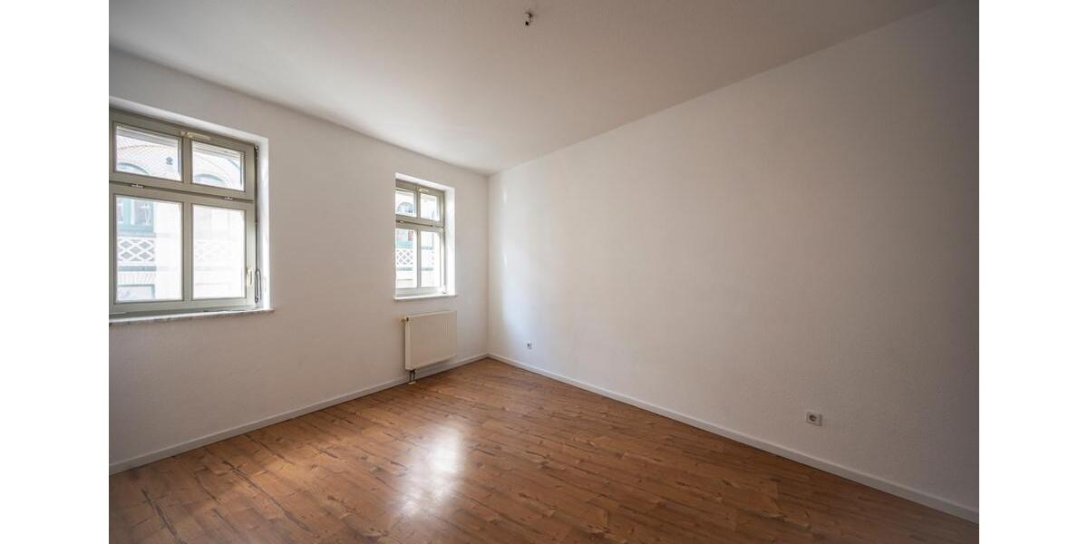 Etagenwohnung Zwickau - 3 Zimmer, 84 m&sup2;, 550&euro; | Angebot:26041894