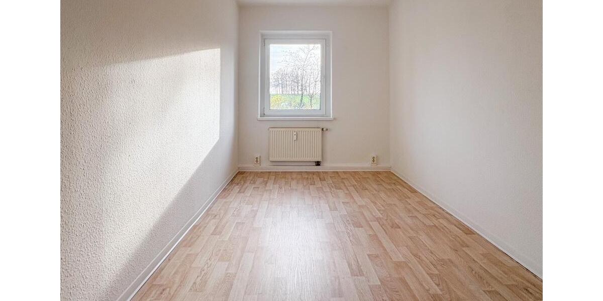 Erdgeschoßwohnung Zwickau Auerbach - 3 Zimmer, 62 m&sup2;, 290&euro; | Angebot:23768176
