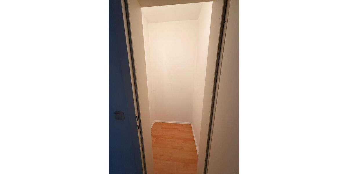 Etagenwohnung Crimmitschau - 2 Zimmer, 52 m&sup2;, 300&euro; | Angebot:26676957