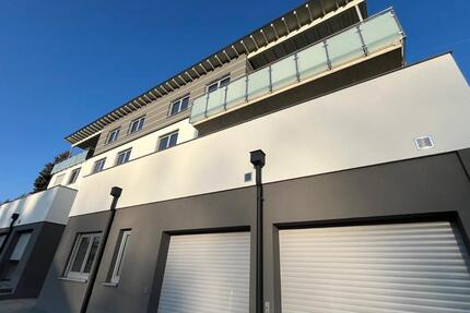 Wohnung Werdau - 3 Zimmer, 126 m&sup2;, 1.642&euro; | Angebot:21120128