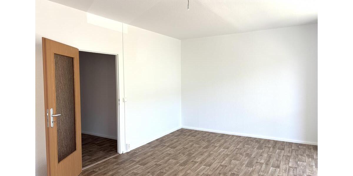 Etagenwohnung Zwickau Neuplanitz - 2 Zimmer, 58 m&sup2;, 366&euro; | Angebot:26284718
