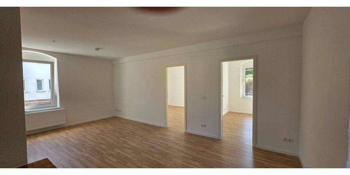 Etagenwohnung Limbach-Oberfrohna Oberfrohna - 3 Zimmer, 65 m&sup2;, 420&euro; | Angebot:25672621