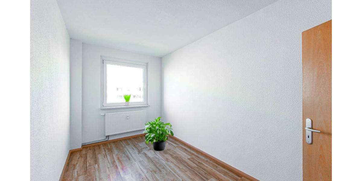 Etagenwohnung Zwickau Eckersbach - 3 Zimmer, 71 m&sup2;, 412&euro; | Angebot:25676758