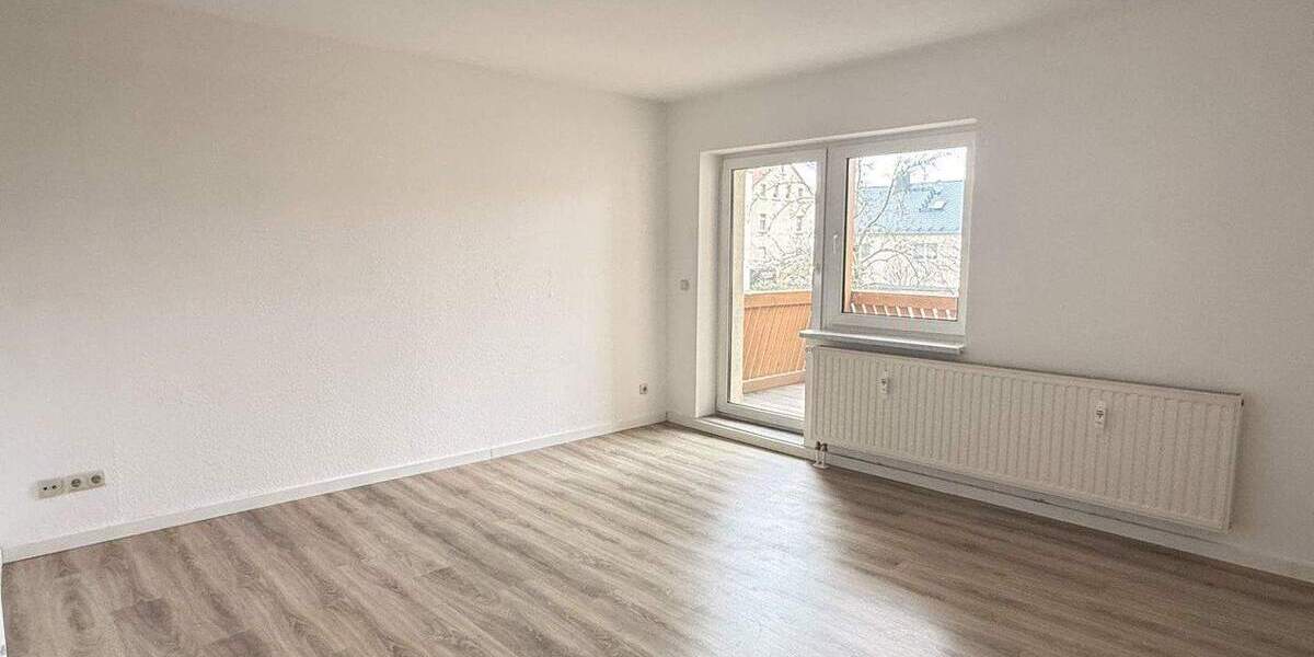Etagenwohnung Zwickau Niederplanitz - 3 Zimmer, 79 m&sup2;, 470&euro; | Angebot:25707422