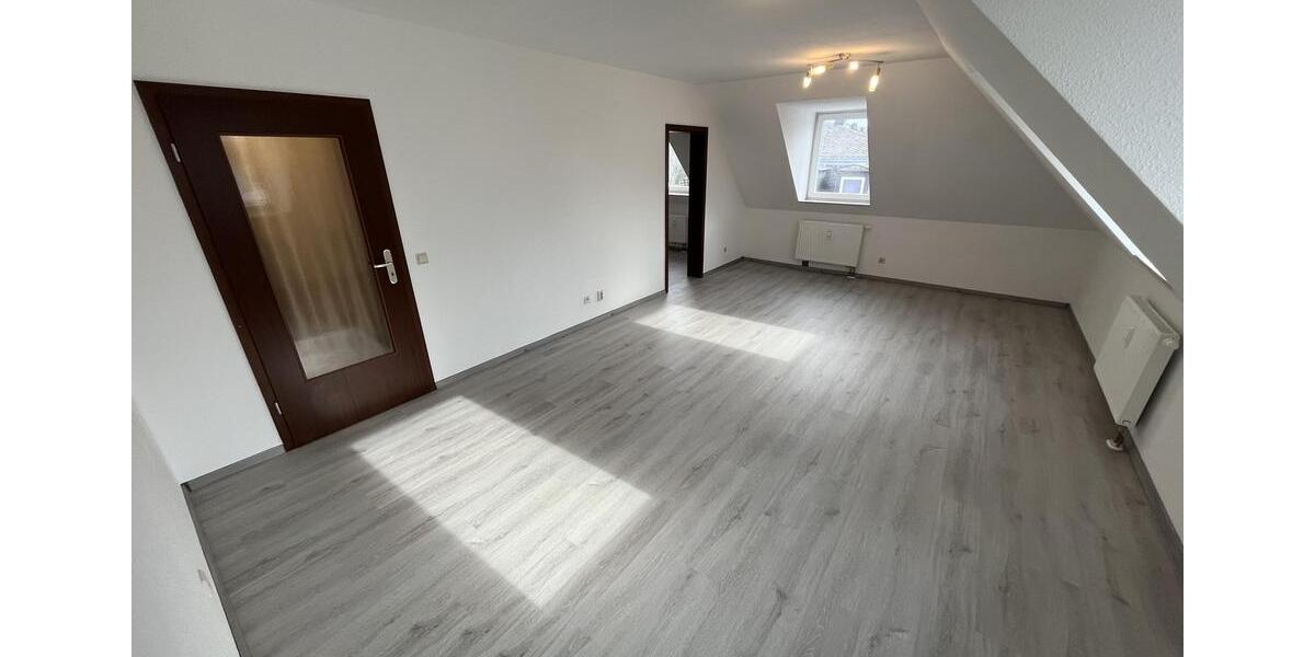 Dachgeschoßwohnung Schneeberg - 1 Zimmer, 42 m&sup2;, 240&euro; | Angebot:25894089