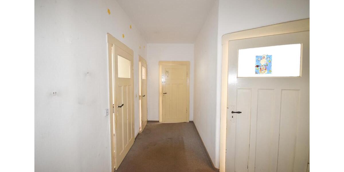 Etagenwohnung Zwickau Zwickau-Nord - 4 Zimmer, 103 m&sup2;, 300&euro; | Angebot:26578494