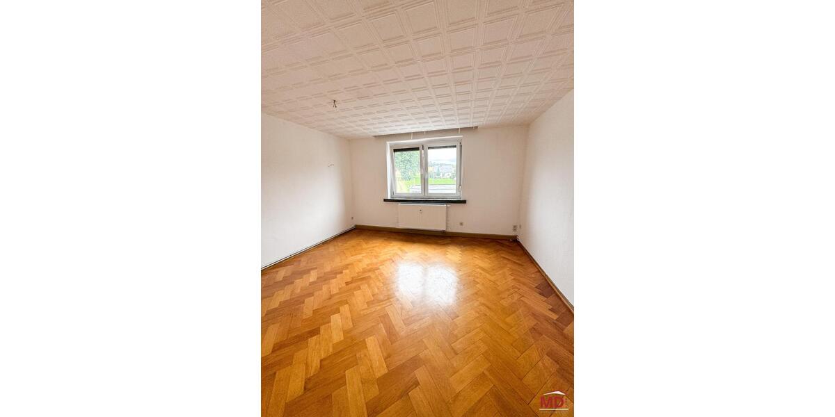 Etagenwohnung Oelsnitz (Erzgebirge) - 2 Zimmer, 65 m&sup2;, 330&euro; | Angebot:22144563