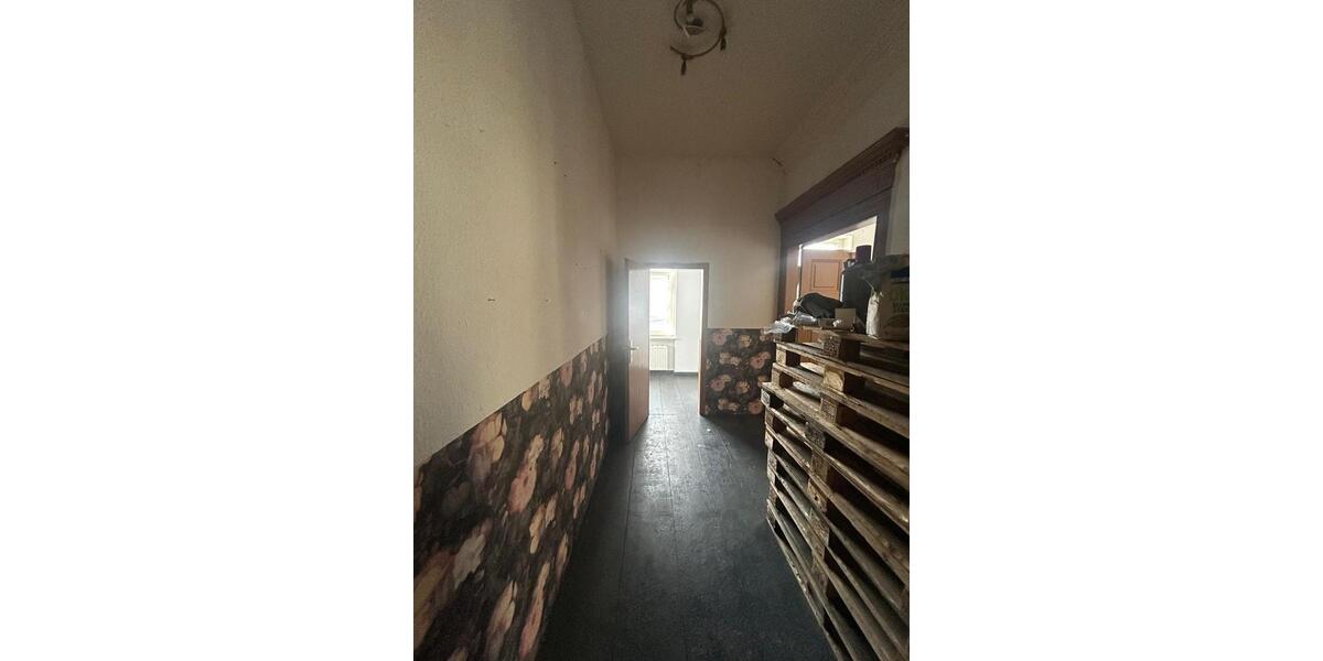 Hochparterre Crimmitschau - 2 Zimmer, 72 m&sup2;, 400&euro; | Angebot:25868358