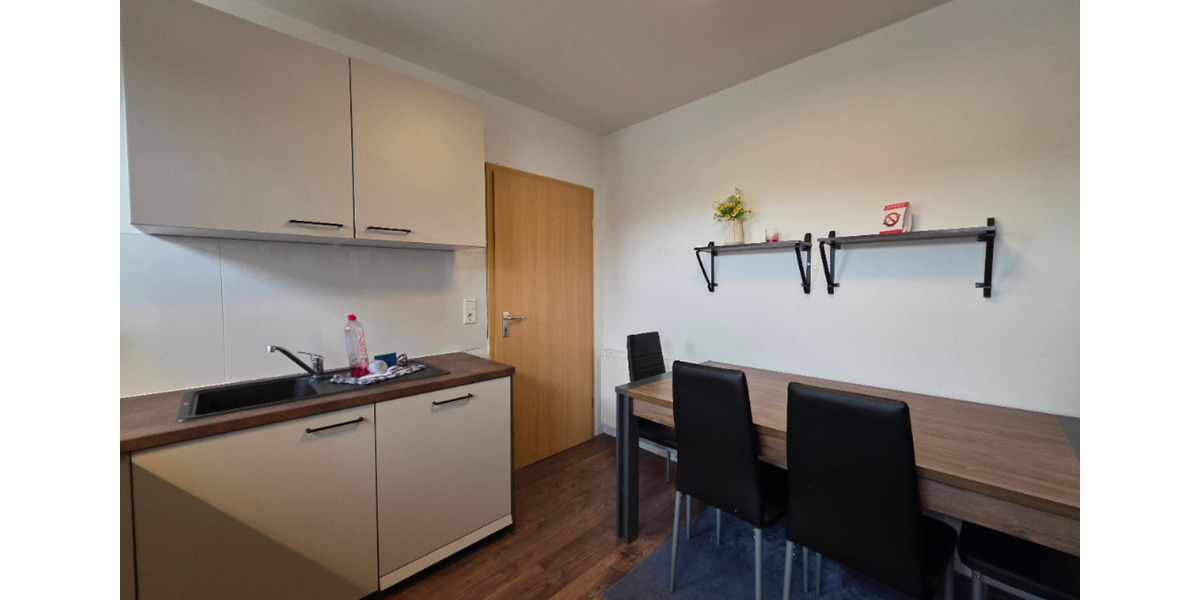 Etagenwohnung Meerane - 2 Zimmer, 47 m&sup2;, 650&euro; | Angebot:24533570