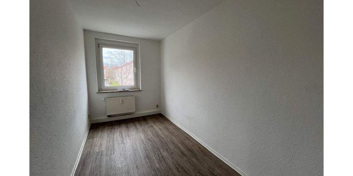 Etagenwohnung Zwickau Marienthal - 2 Zimmer, 40 m&sup2;, 199&euro; | Angebot:25800150