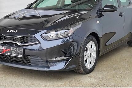 Kia ceed / Ceed 41.755 km 14.869 &euro; Oberlungwitz 09353