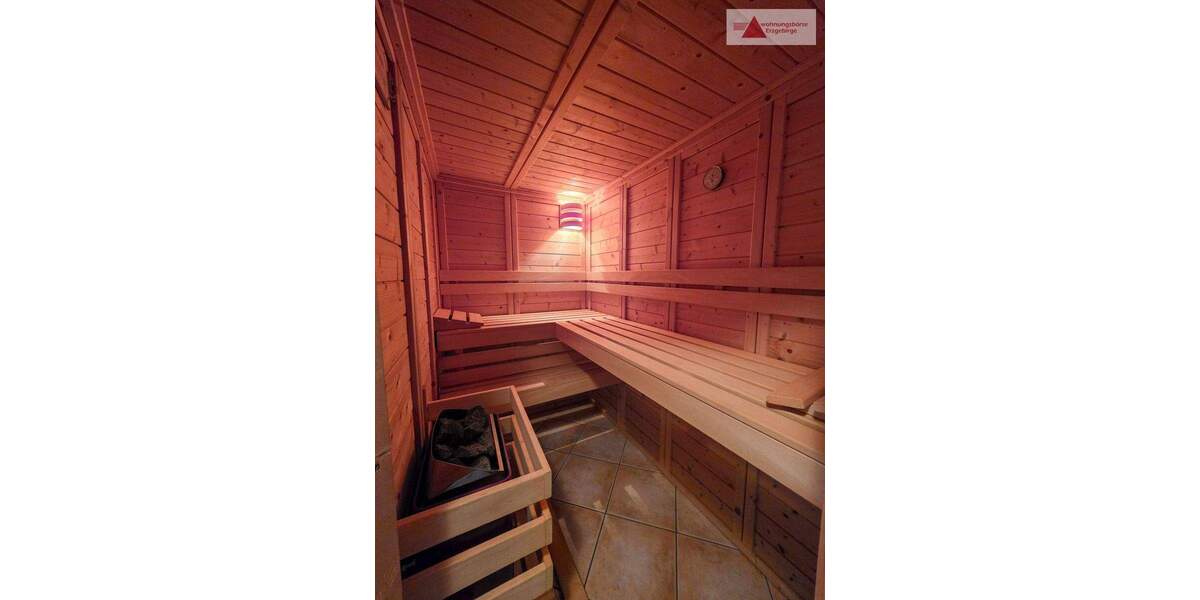 Reihenendhaus Aue-Bad Schlema Schlema - 6 Zimmer, 160 m&sup2;, 270.000&euro; | Angebot:25688337