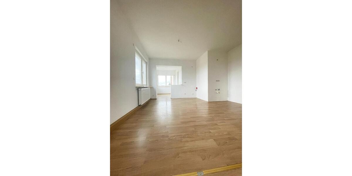 Etagenwohnung Meerane - 3 Zimmer, 72 m&sup2;, 468&euro; | Angebot:25649742