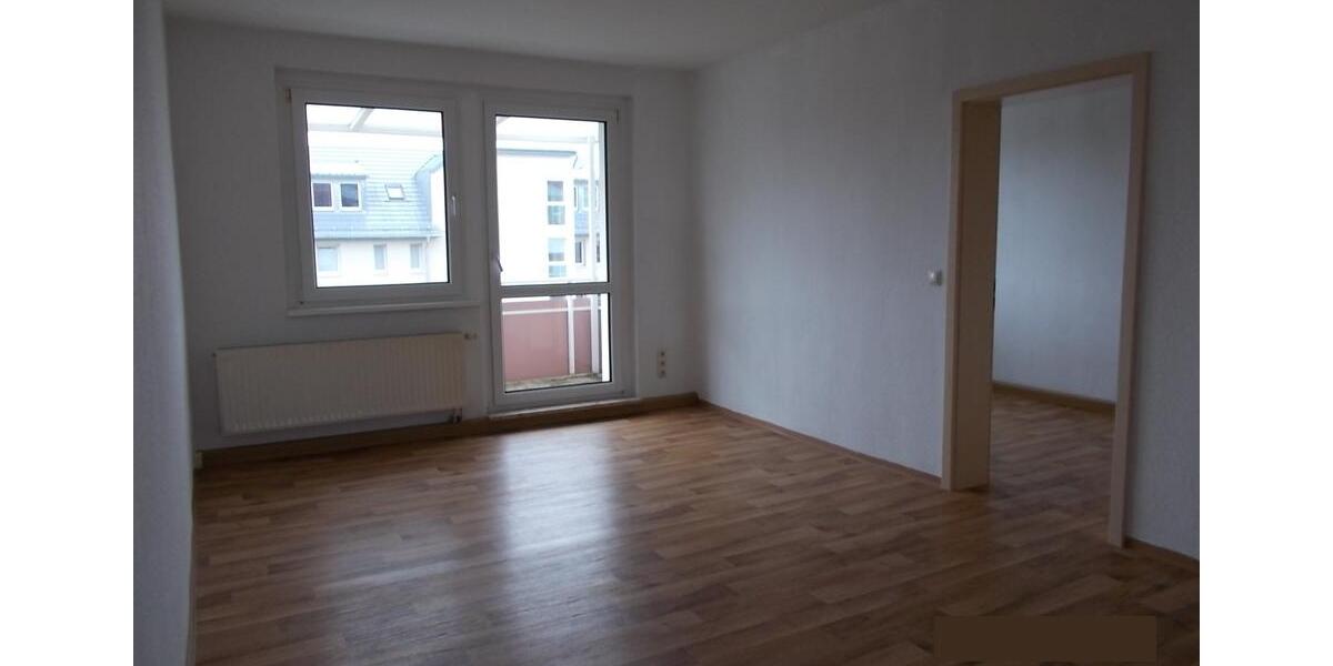 Etagenwohnung Ronneburg - 4 Zimmer, 67 m&sup2;, 390&euro; | Angebot:25900486