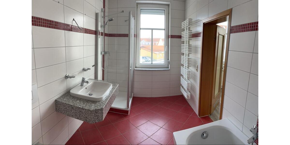 Etagenwohnung Meerane - 3.5 Zimmer, 85 m&sup2;, 445&euro; | Angebot:24677183