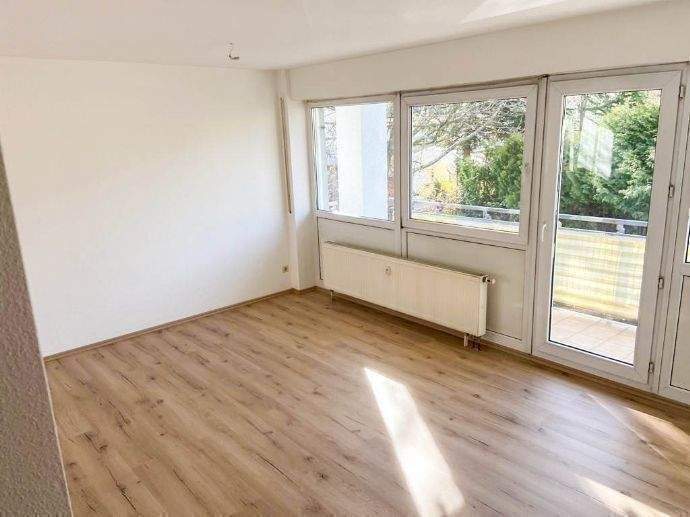 Etagenwohnung Limbach-Oberfrohna Oberfrohna - 3 Zimmer, 85 m&sup2;, 553&euro; | Angebot:26015745