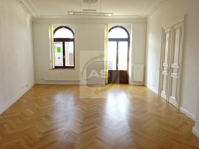 Etagenwohnung Zwickau - 3 Zimmer, 151 m&sup2;, 1.150&euro; | Angebot:22591272